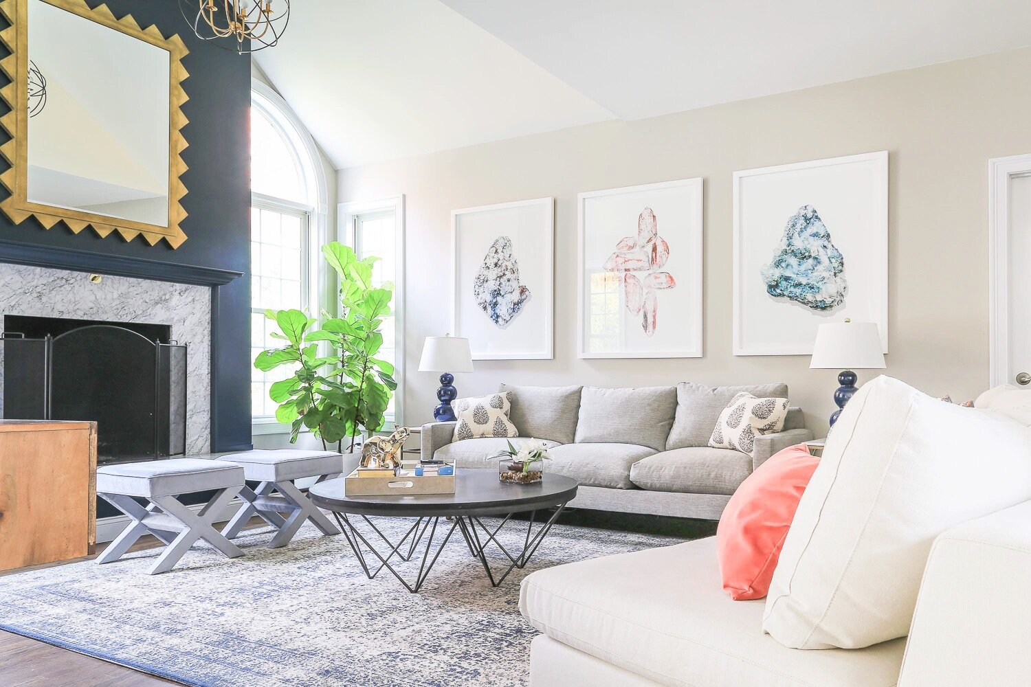 Chọn ghế sofa phù hợp với kích thước và phong cách nhà ở.